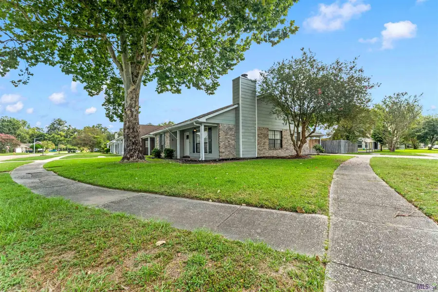759 Fountain View Dr, Baton Rouge, LA 70820 - #2