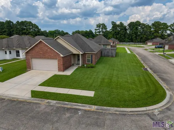 6751 Silver Springs Dr, Central, LA 70739