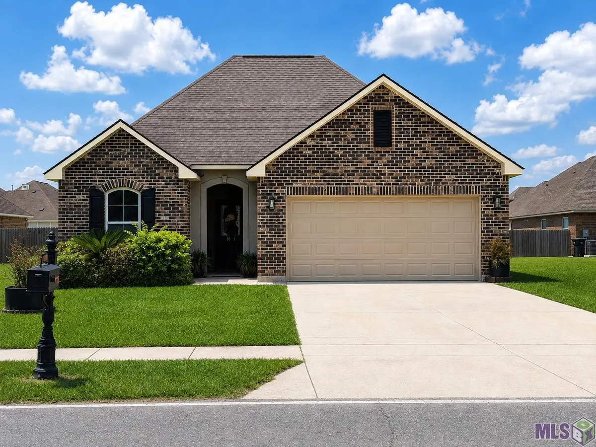 1801 S Darla Ave, Gonzales, LA 70737 - #1