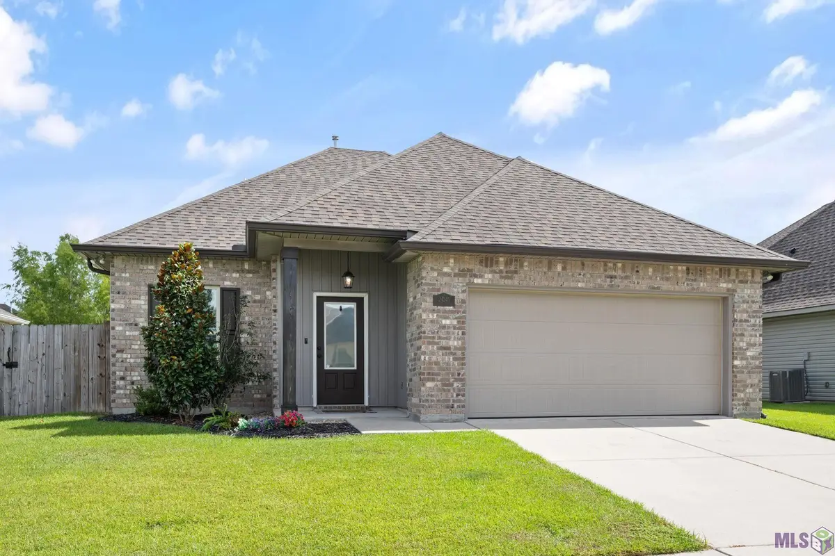 24245 Golden Shore Ave, Plaquemine, LA 70764 - #1