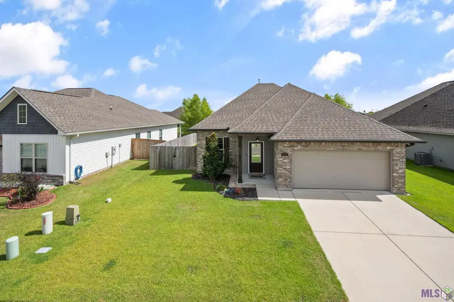 24245 Golden Shore Ave, Plaquemine, LA 70764 - #2