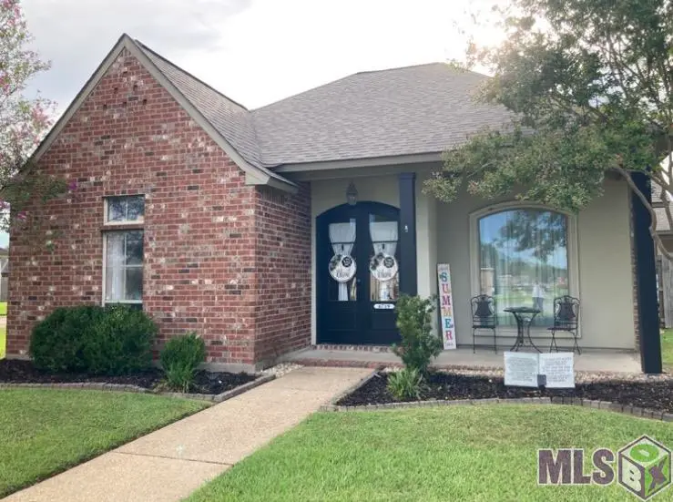 6719 Woodside Dr, Zachary, LA 70791 - #1
