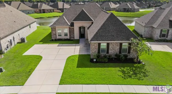 6458 Soaring Dr, Gonzales, LA 70737