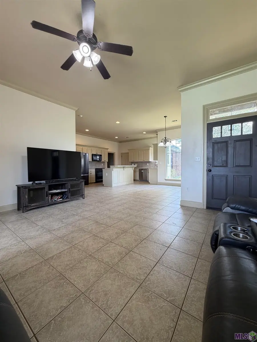 3244 Southlake Ave, Baton Rouge, LA 70810 - #3