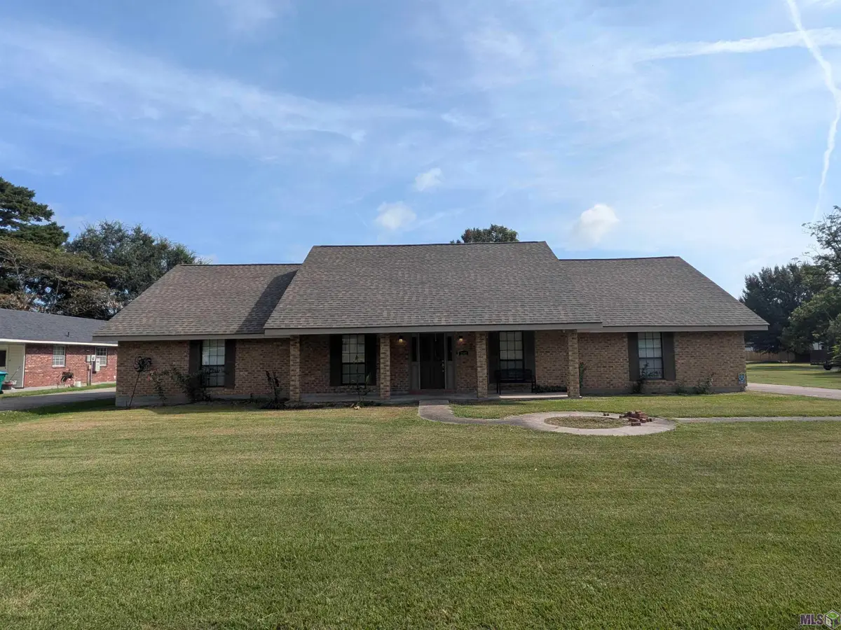 2342 Allene St, Brusly, LA 70719 - #1