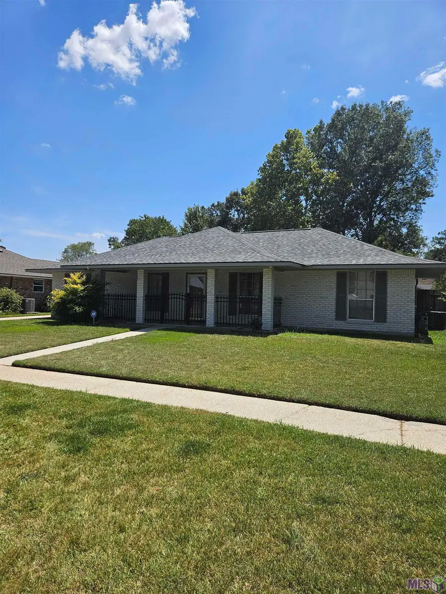 10352 Hillyard Ave, Baton Rouge, LA 70809 - #2