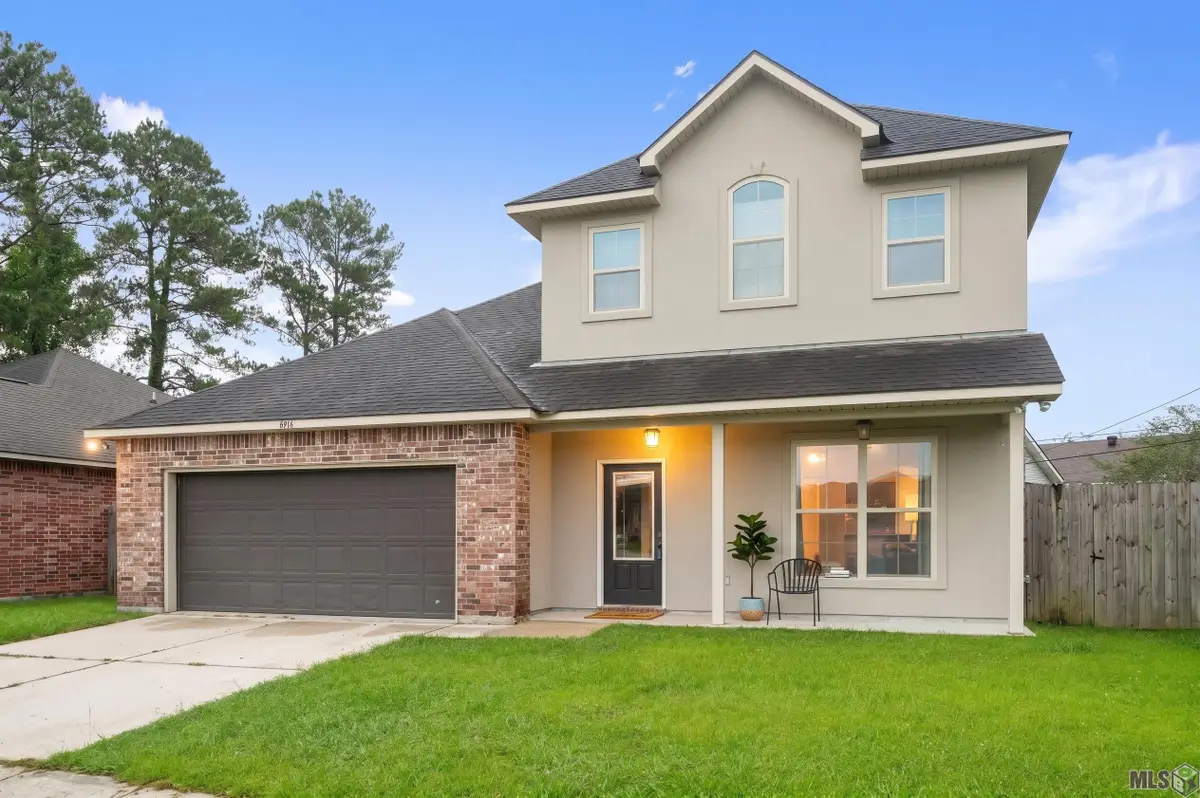 6916 Silver Springs Dr, Central, LA 70739 - #1
