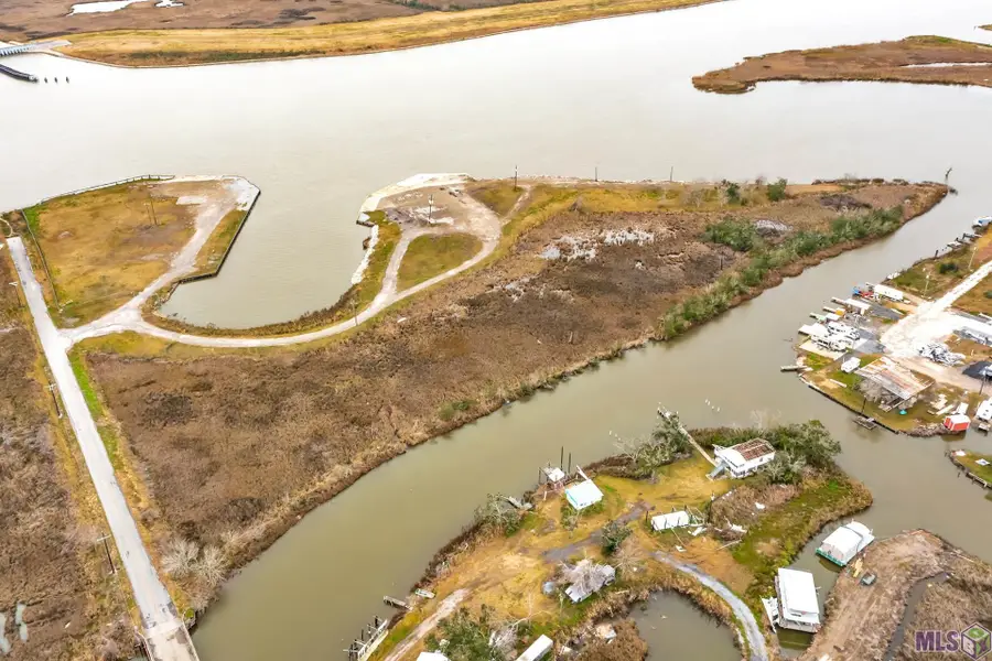 9576 Grand Caillou Road, Dulac, LA 70353 - Image #3