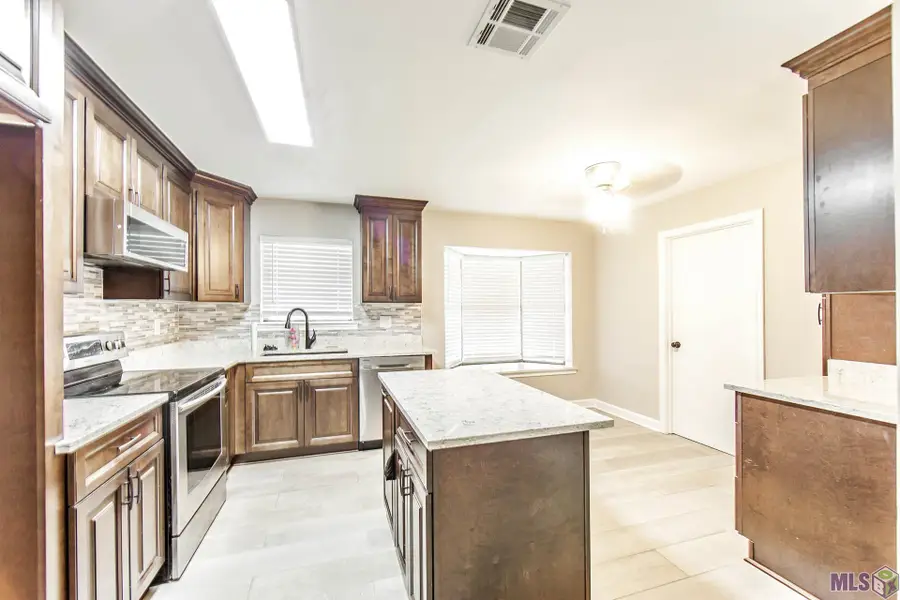 515 Cascade Dr, Bayou Cane, LA 70364 - Image #2