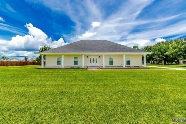 228 Destrahan Drive, Schriever, LA 70395