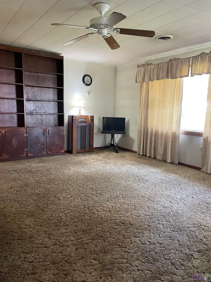 300 Coulon Rd, Thibodaux, LA 70301 - Image #3