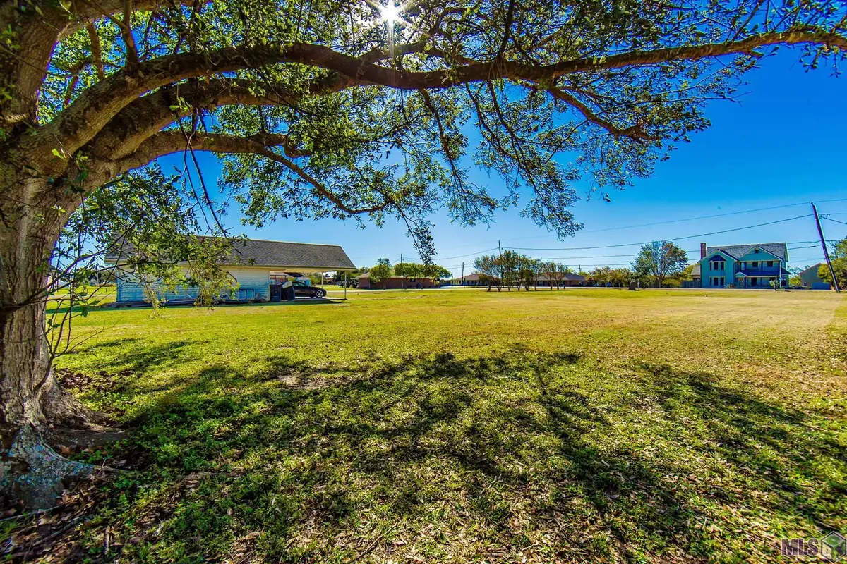 4109 Bayouside Dr, Houma, LA 70363 - Image #1