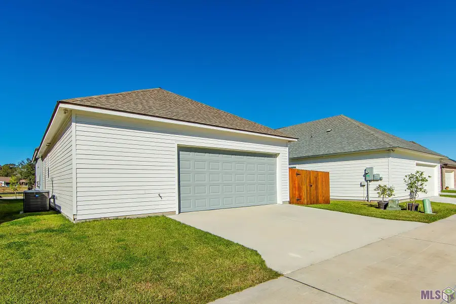 150 Royal Oak Boulevard, Thibodaux, LA 70301 - Image #2