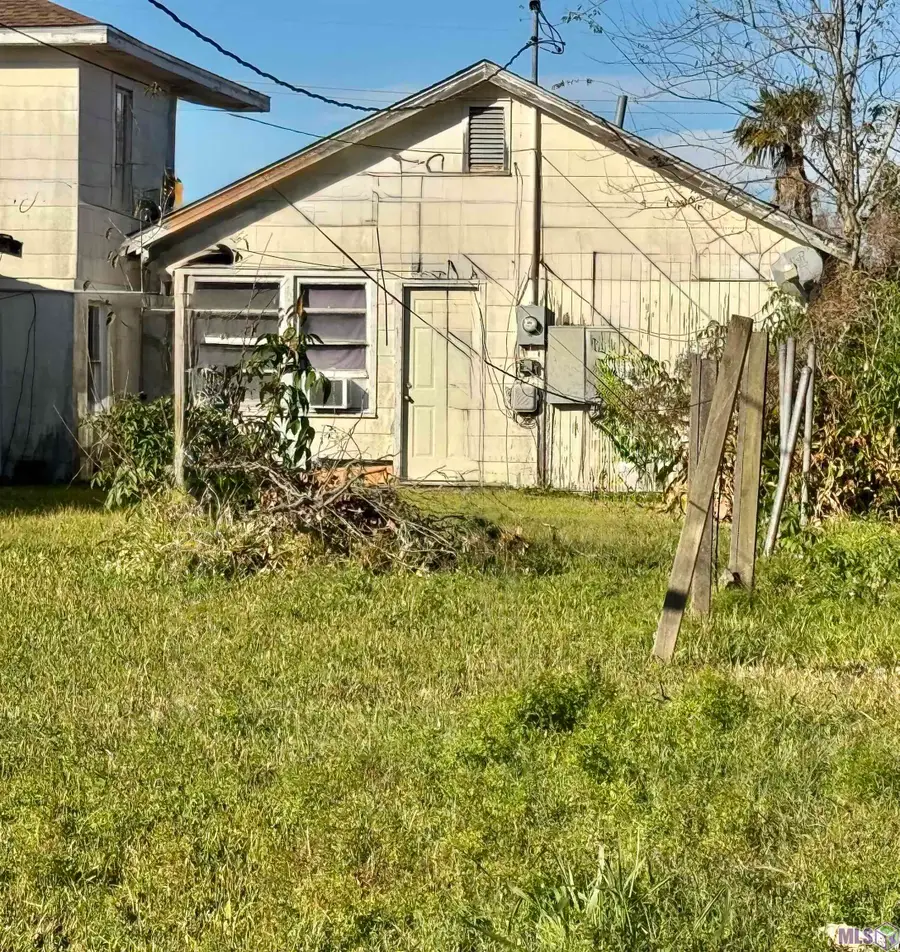 1301 & 1301 1/2 Bourg St, Houma, LA 70364 - Image #2