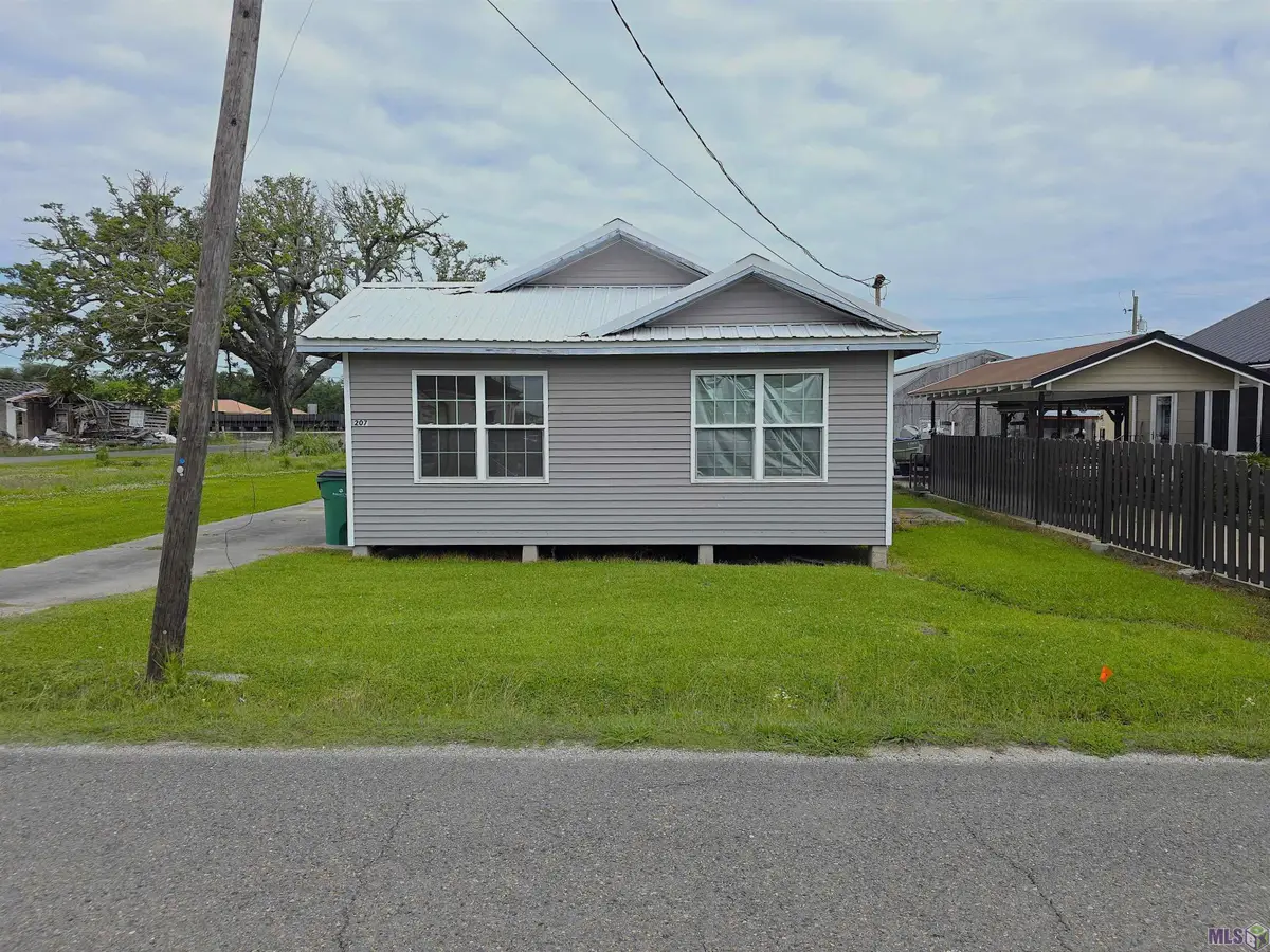 207 East 2nd Street, Larose, LA 70373 - Image #1