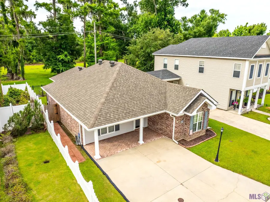 109 Saxony Dr, Bayou Cane, LA 70364 - Image #2