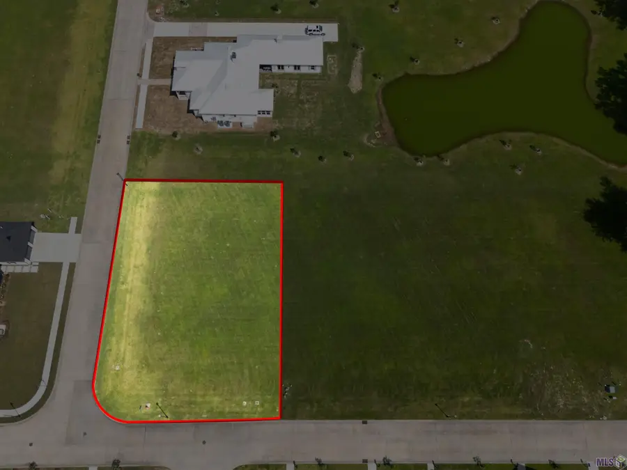 453 Sweet Grass Loop, Thibodaux, LA 70301 - Image #2