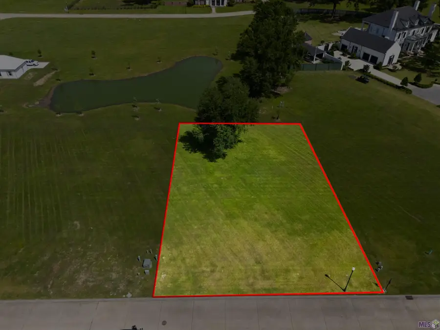 465 Sweet Grass Loop, Thibodaux, LA 70301 - Image #2