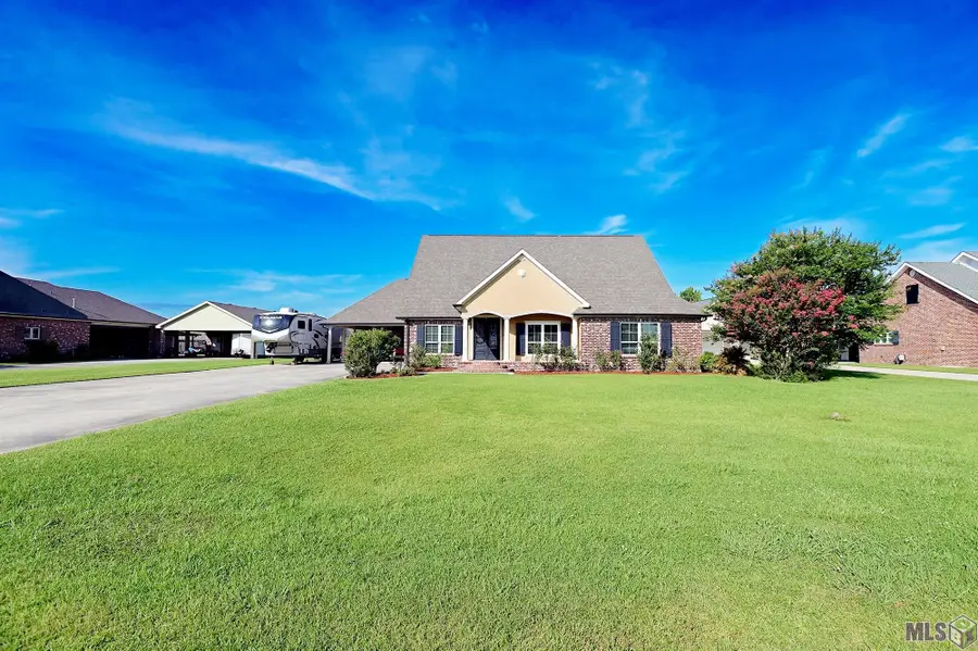 255 Chase Dr, Bourg, LA 70343 - Image #2