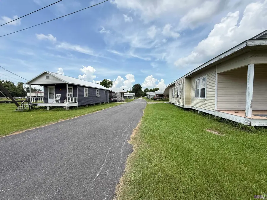 922 Brule Guillot Road, Thibodaux, LA 70301 - Image #2