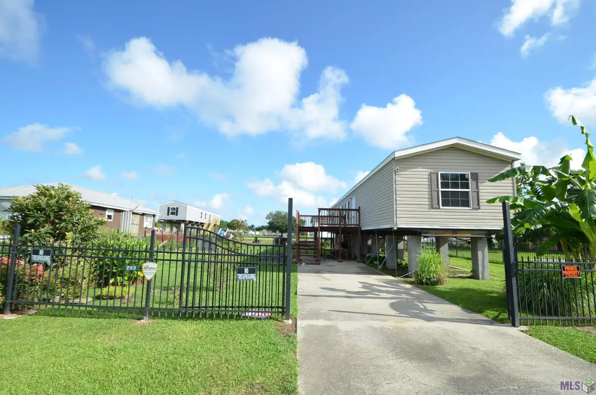 203 Santa Monica Drive, Houma, LA 70363 - Image #1