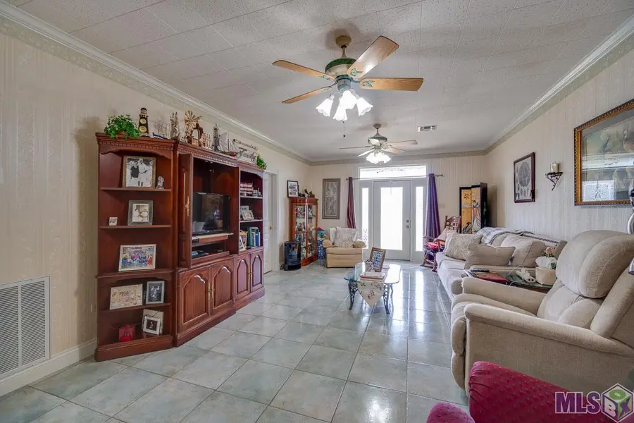 305 Gemini Street, Larose, LA 70373 - Image #2