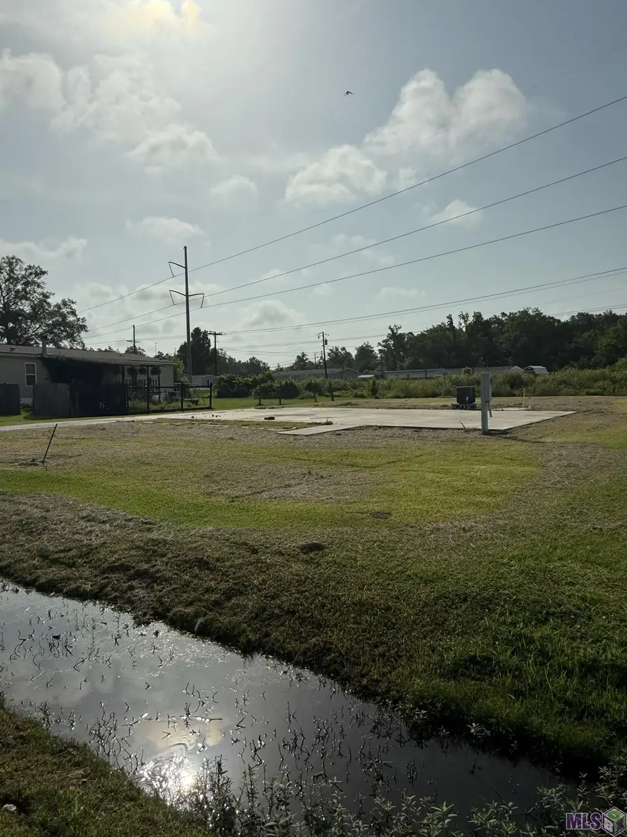 143 Primrose Drive, Thibodaux, LA 70301 - Image #2