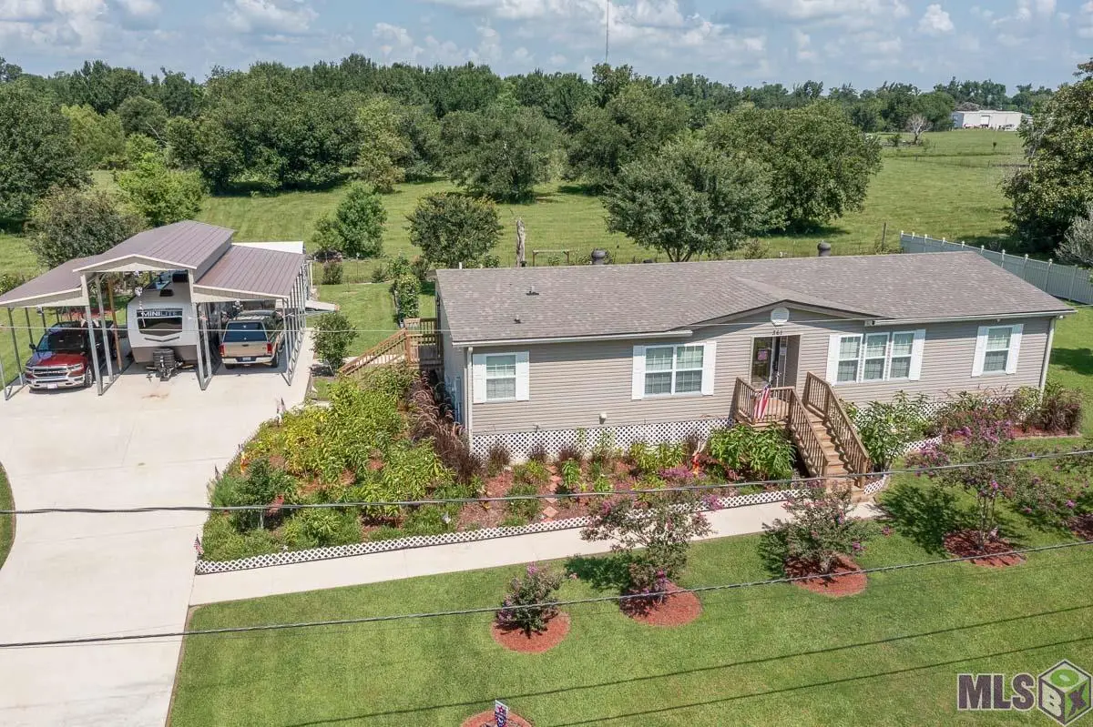 361 Le Village Dr, Larose, LA 70373 - Image #1