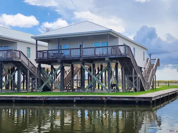 136 Ao Rappelet Rd #D, Golden Meadow, LA 70358