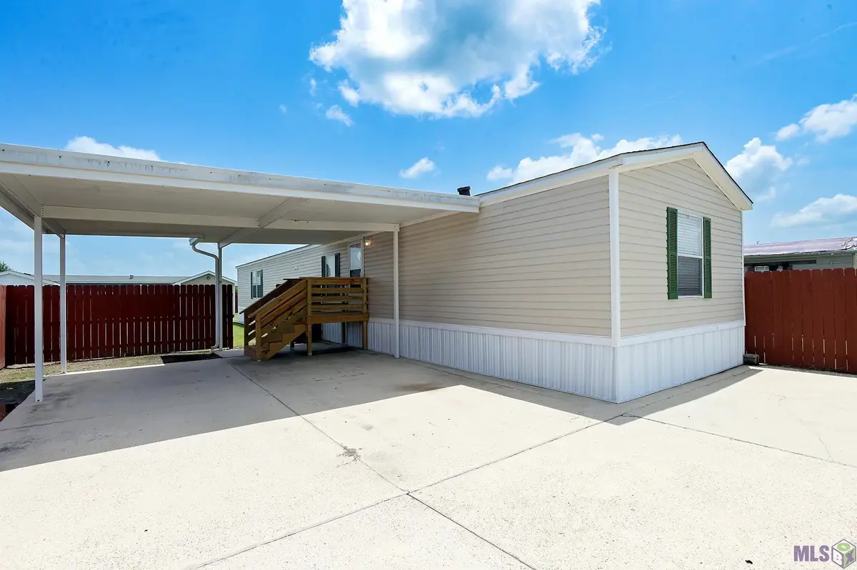 3240 Bayou Blue Rd, Gray, LA 70359 - Image #1