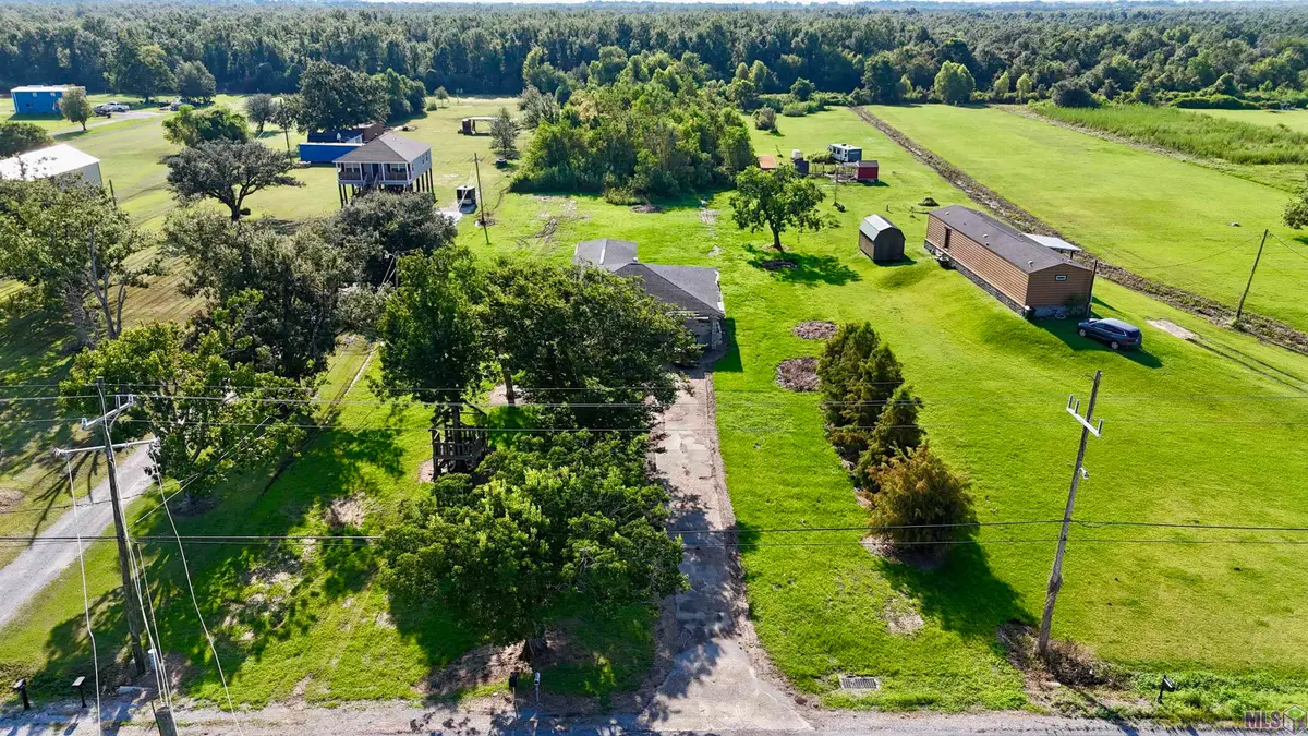 5243 Bayouside Dr, Chauvin, LA 70344 - Image #1