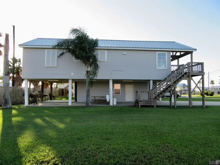 115 Constantin Dr, Golden Meadow, LA 70357 - Image #3
