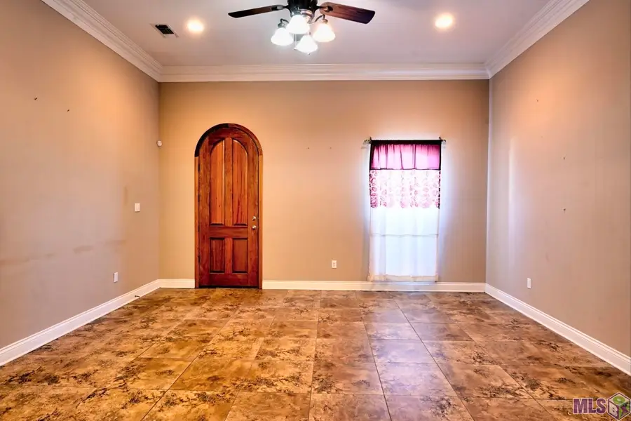 112 Lillian Dr, Plattenville, LA 70393 - Image #2