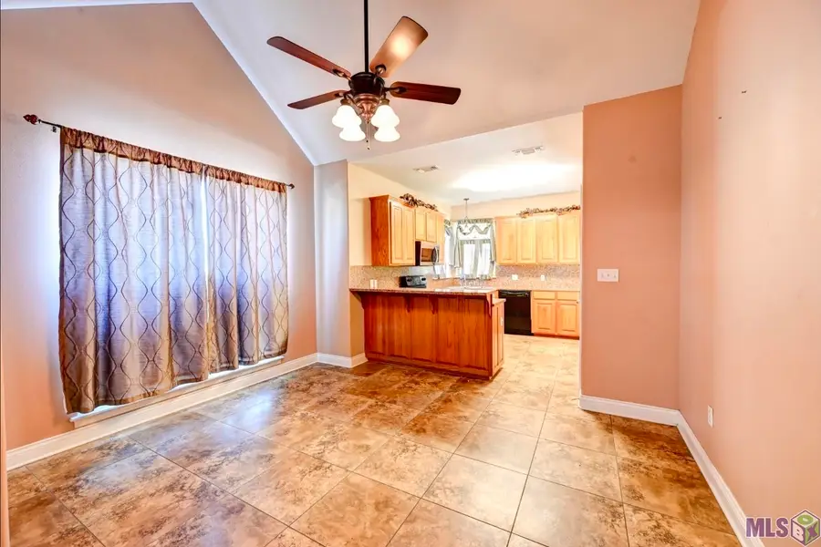 112 Lillian Dr, Plattenville, LA 70393 - Image #3