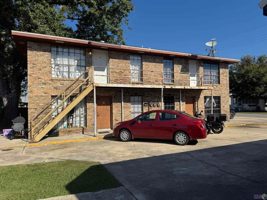 909 Fourth St, Morgan City, LA 70380 - Image #2