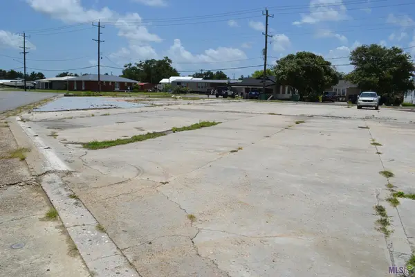 1720 South Bayou Drive, Golden Meadow, LA 70357