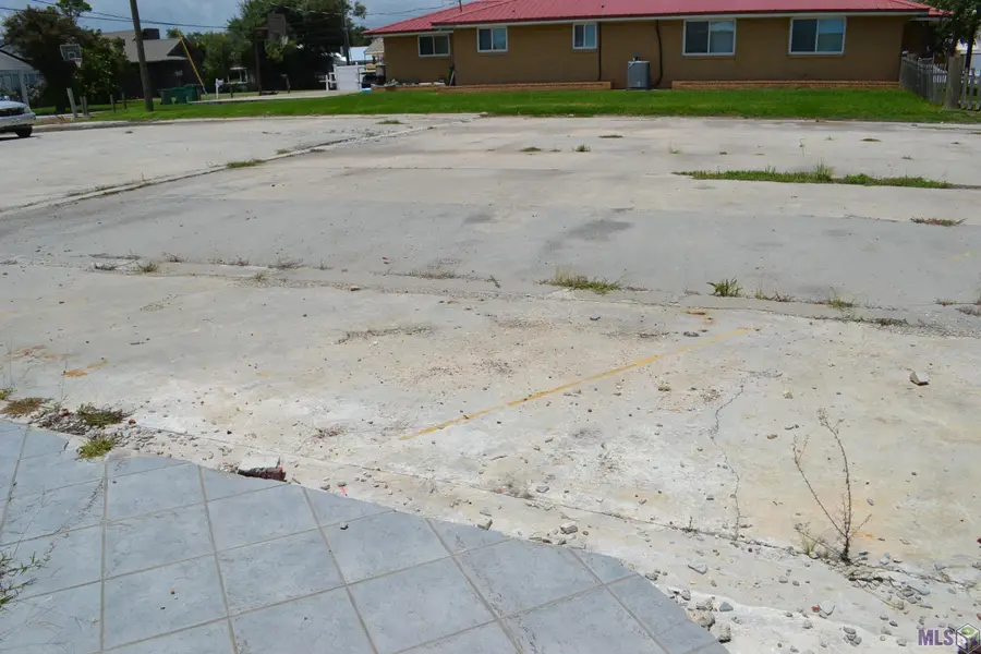 1720 South Bayou Drive, Golden Meadow, LA 70357 - Image #2