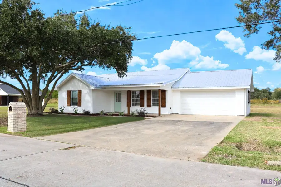 239 East 26th Place, Larose, LA 70345 - Image #2