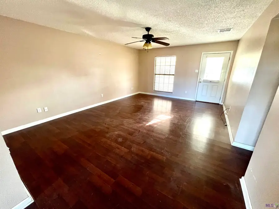 3625 Baker Dr, Houma, LA 70363 - Image #2