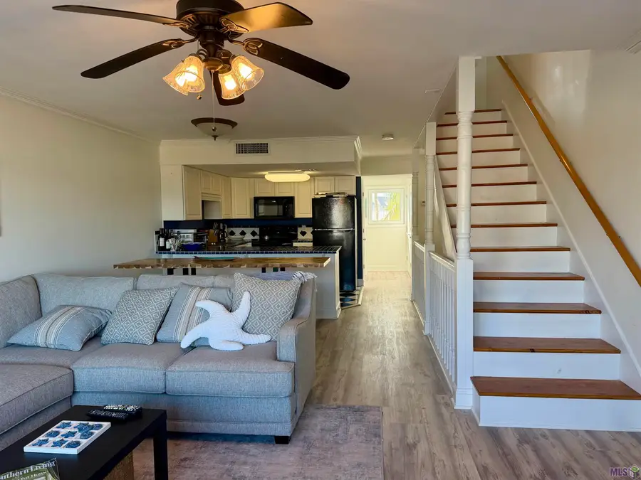 411 Admiral Craik Dr #3, Grand Isle, LA 70358 - Image #2