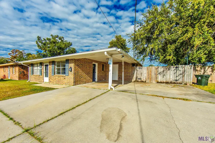 515 Harding Dr, Houma, LA 70364 - Image #2