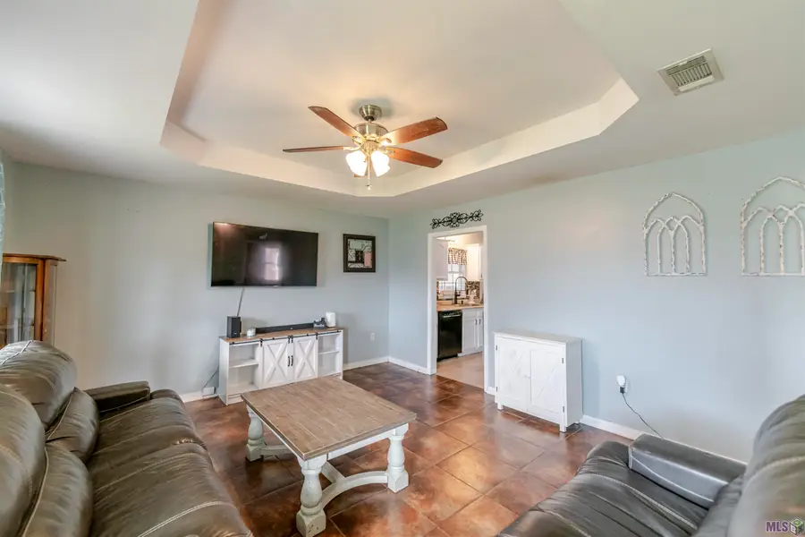 363 L Kirth Drive, Houma, LA 70363 - Image #3