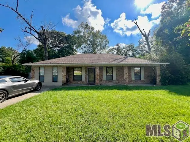 11988 Forest Oak Ct, Baton Rouge, LA 70815 - Image #1