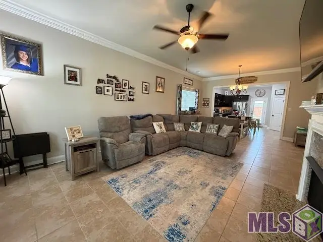 371 Pond Dr, Thibodaux, LA 70301 - Image #2