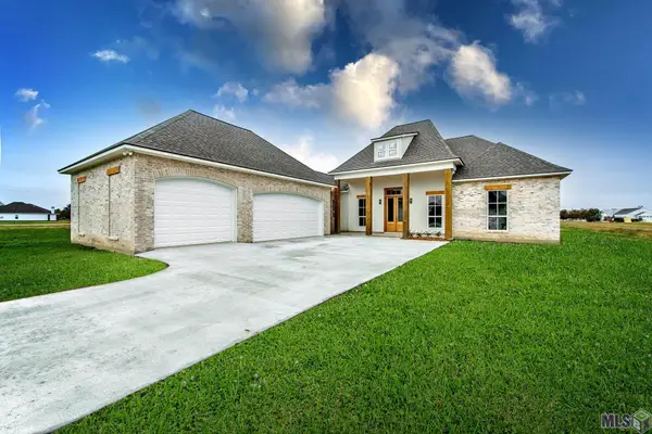 1313 Rosedown Dr, Thibodaux, LA 70301