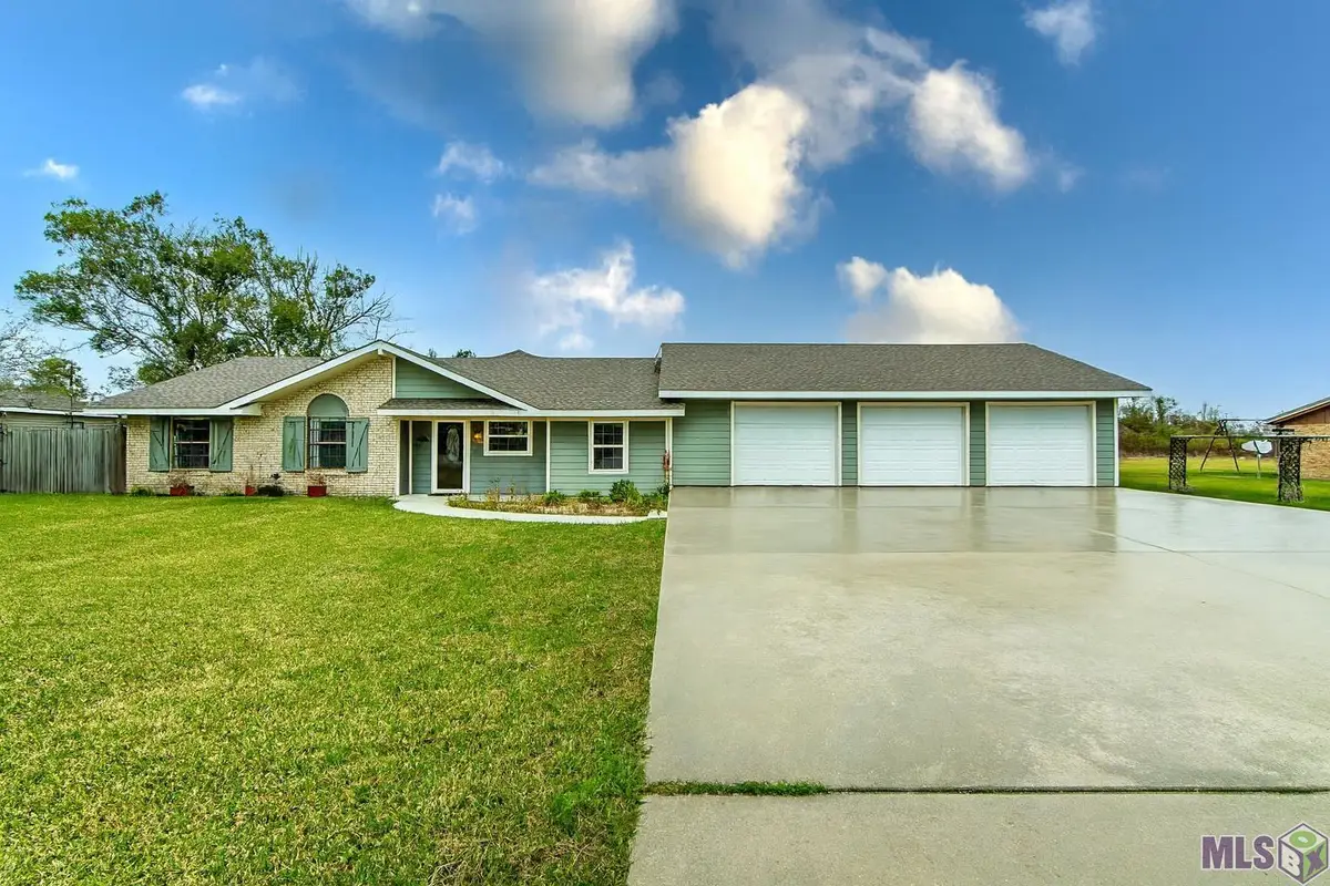 262 Leblanc Drive, Lockport, LA 70374 - Image #1