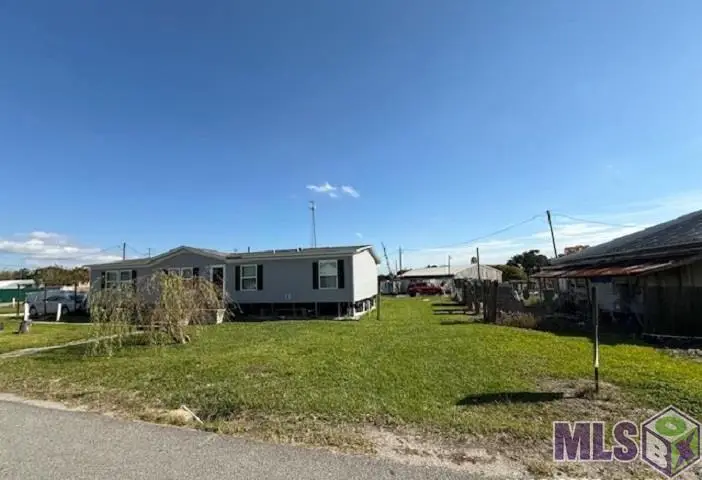 114 E Fontinelle Street, Lockport, LA 70374 - Image #2