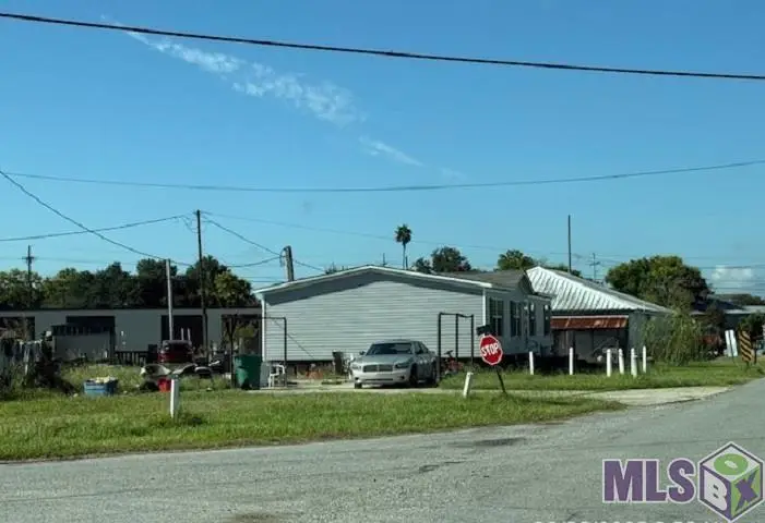 114 E Fontinelle Street, Lockport, LA 70374 - Image #3