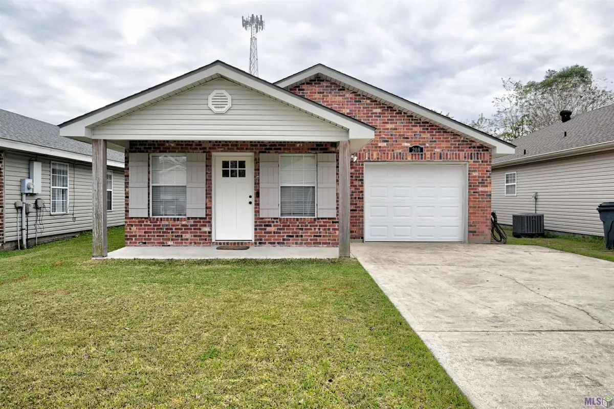 208 Jolie Oaks Blvd, Thibodaux, LA 70301 - Image #1