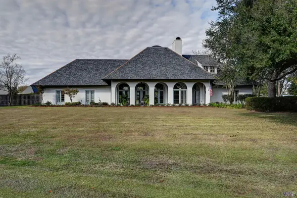107 Cedar Tree Drive, Thibodaux, LA 70301